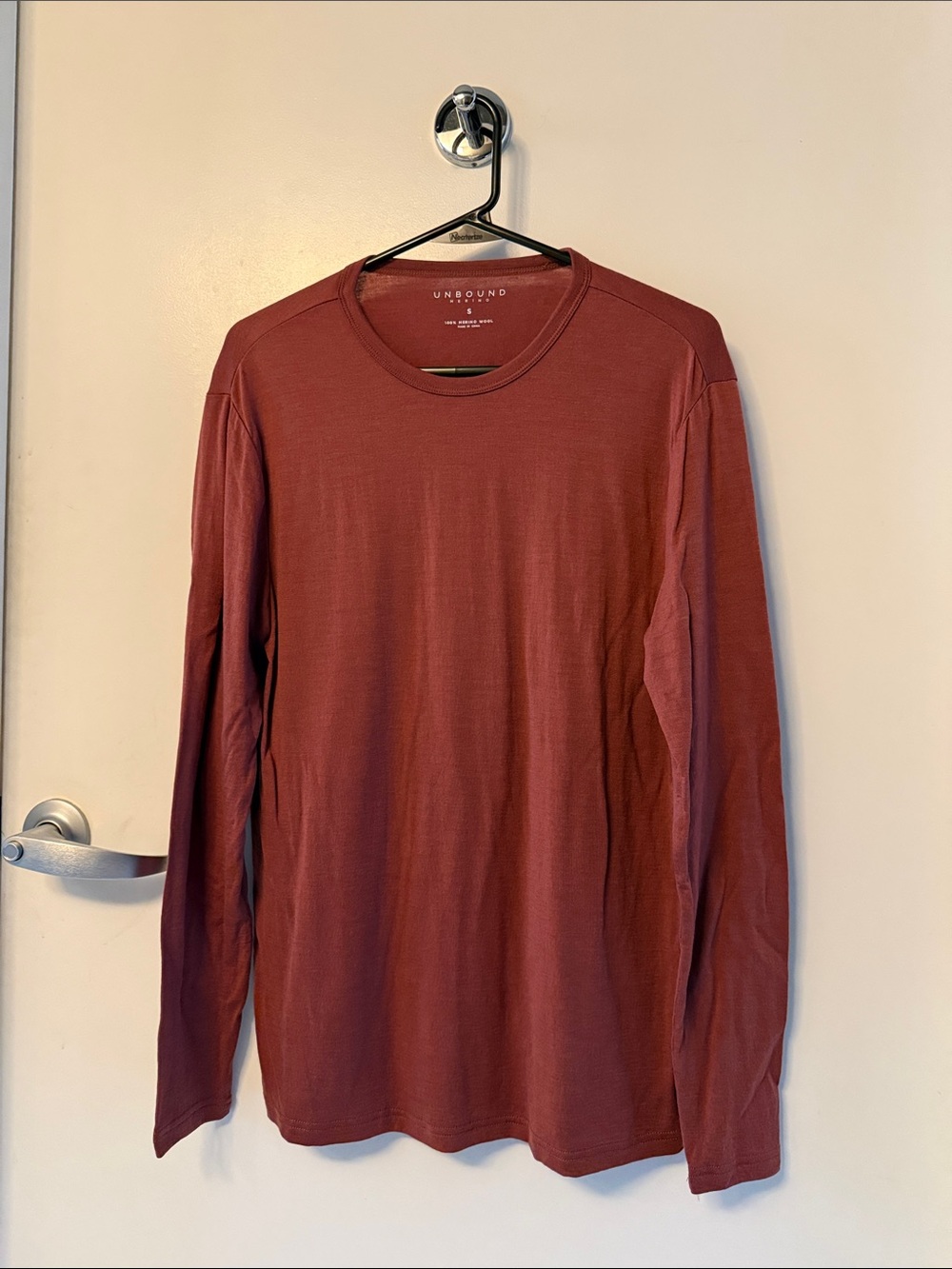 Unbound Merino Men’s Sedona Long-Sleeve Crewneck Tee
